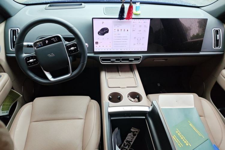 Used Li Auto L6 2025 Pro Smart Refresh Edition Center Console