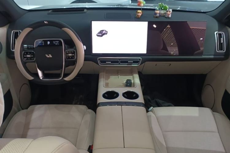 Used Li Auto L6 2025 Pro Smart Refresh Edition Center Console