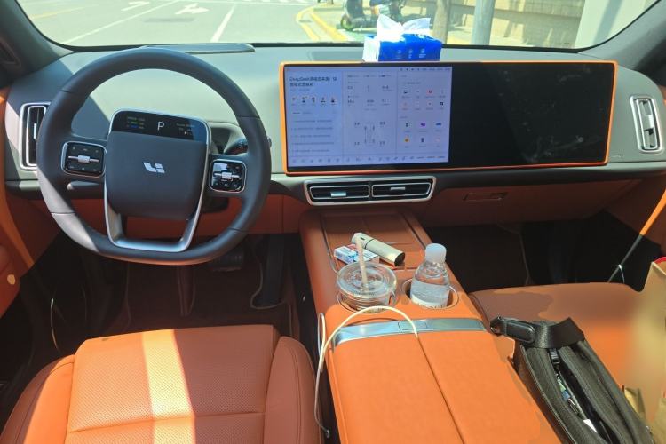 Used Li Auto L6 2025 Pro Smart Refresh Edition Center Console