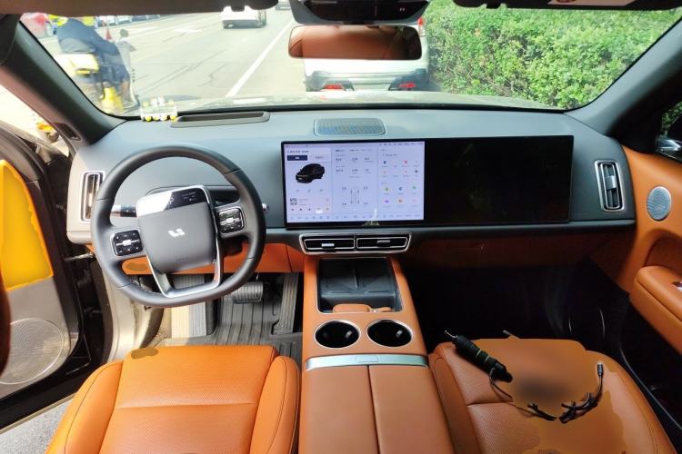 Used Li Auto L6 2025 Pro Smart Refresh Edition Center Console