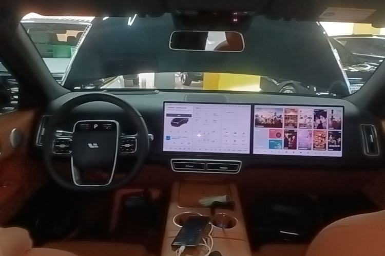 Used Li Auto L6 2025 Pro Smart Refresh Edition Center Console
