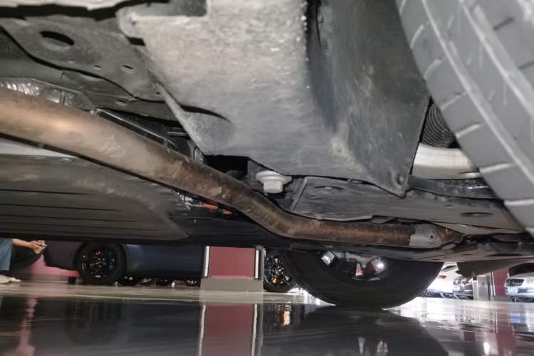 Used Li Auto L6 2025 Pro Smart Refresh Edition Chassis Front Right