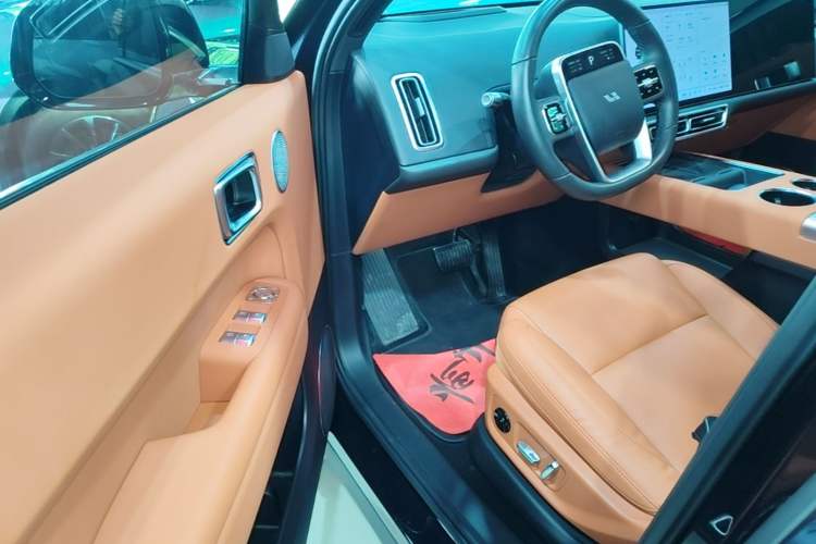 Used Li Auto L6 2025 Pro Smart Refresh Edition Driver Seat