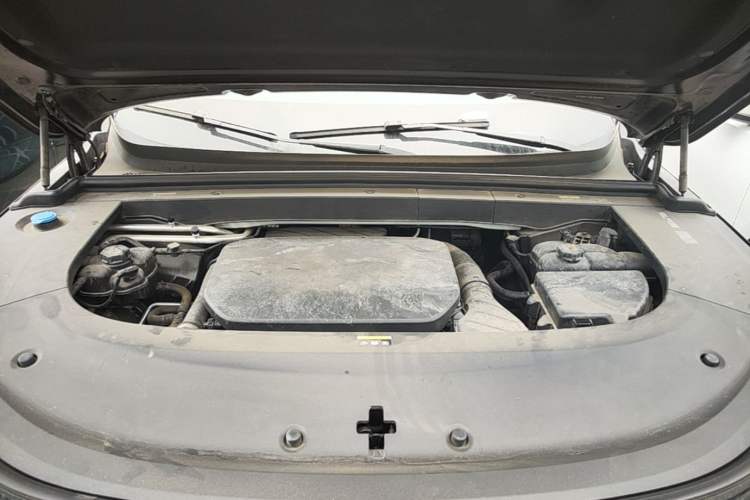 Used Li Auto L6 2025 Pro Smart Refresh Edition Engine Bay