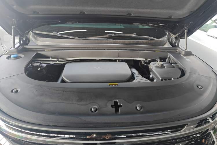 Used Li Auto L6 2025 Pro Smart Refresh Edition Engine Bay