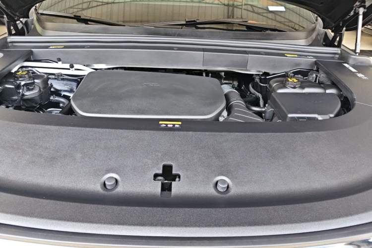 Used Li Auto L6 2025 Max Smart Refresh Edition Engine Bay