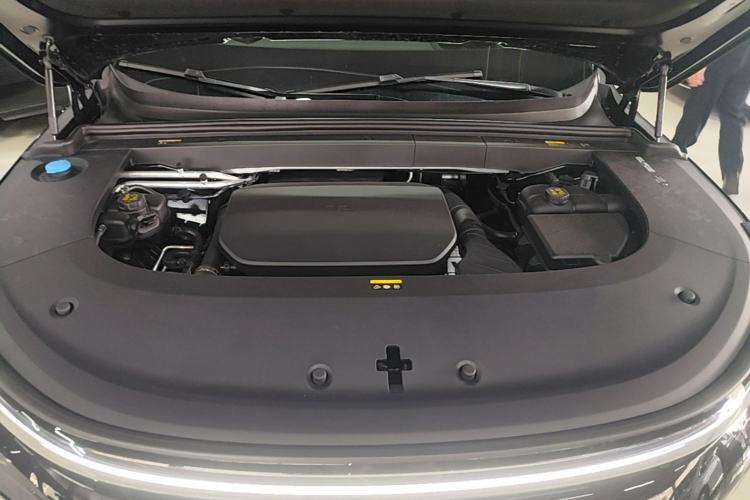 Used Li Auto L6 2025 Pro Smart Refresh Edition Engine Bay