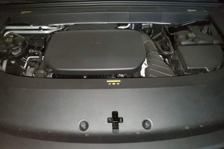 Used Li Auto L6 2025 Pro Smart Refresh Edition Engine Bay