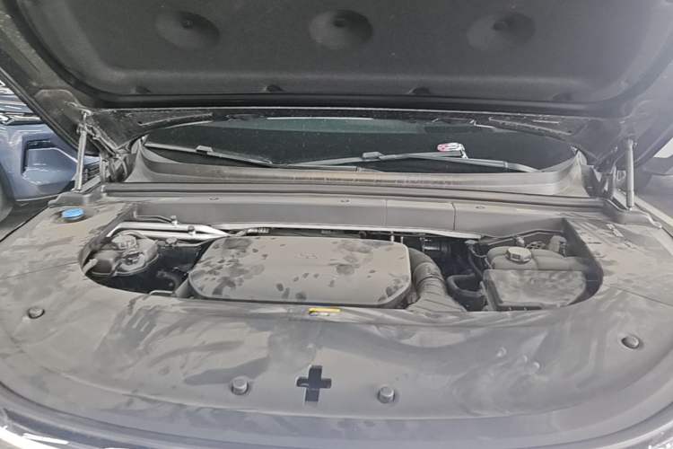 Used Li Auto L6 2025 Max Smart Refresh Edition Engine Bay