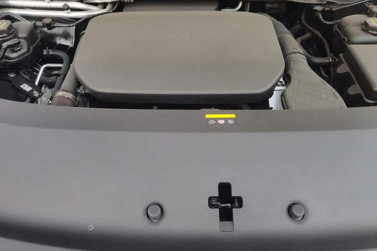 Used Li Auto L6 2025 Pro Smart Refresh Edition Engine Bay