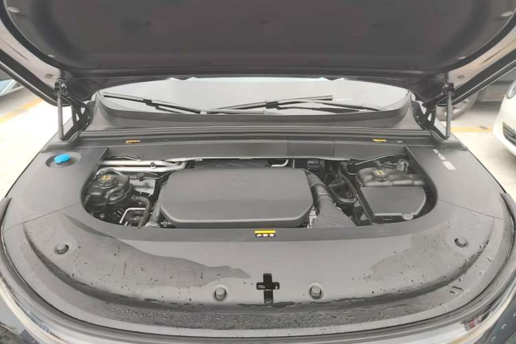 Used Li Auto L6 2025 Max Smart Refresh Edition Engine Bay
