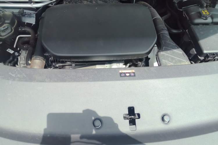 Used Li Auto L6 2025 Pro Smart Refresh Edition Engine Bay