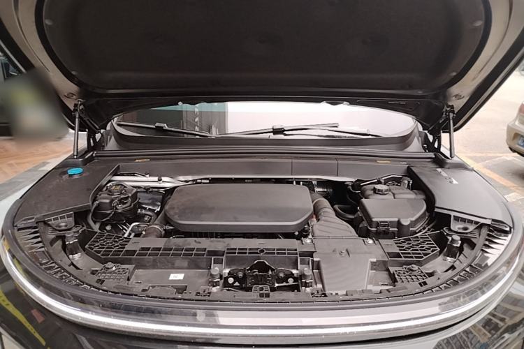 Used Li Auto L6 2025 Pro Smart Refresh Edition Engine Bay