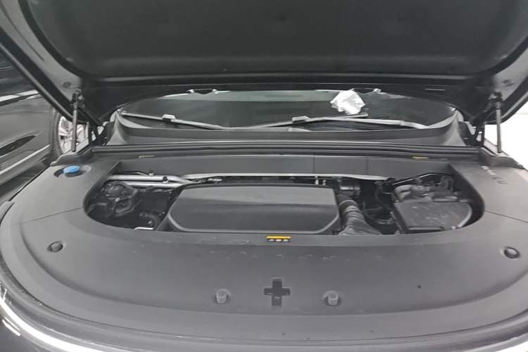 Used Li Auto L6 2025 Max Smart Refresh Edition Engine Bay