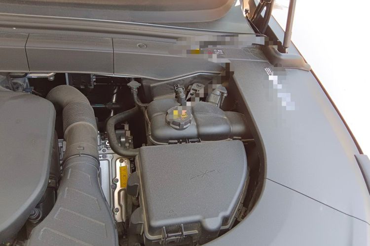 Used Li Auto L6 2025 Max Smart Refresh Edition Engine Bay Left