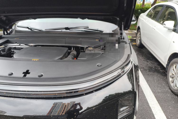 Used Li Auto L6 2025 Pro Smart Refresh Edition Engine Bay Left