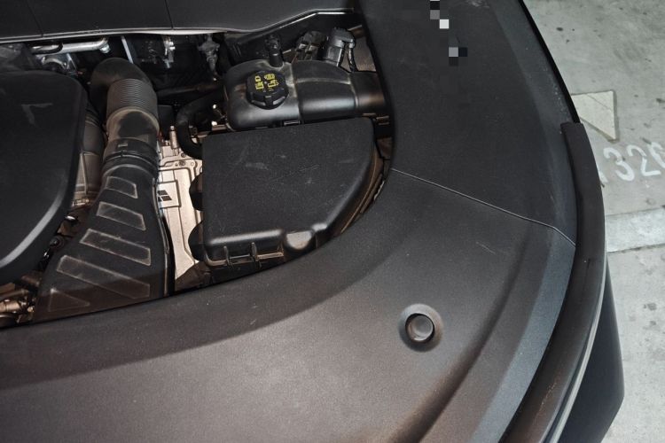 Used Li Auto L6 2025 Pro Smart Refresh Edition Engine Bay Left