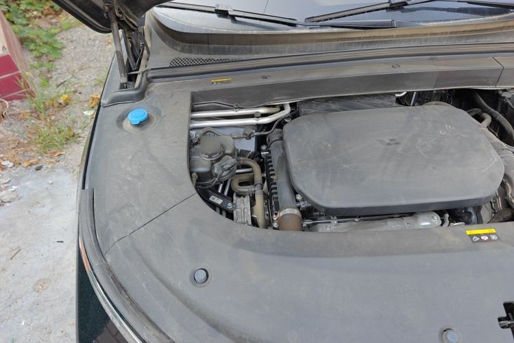 Used Li Auto L6 2025 Pro Smart Refresh Edition Engine Bay Right