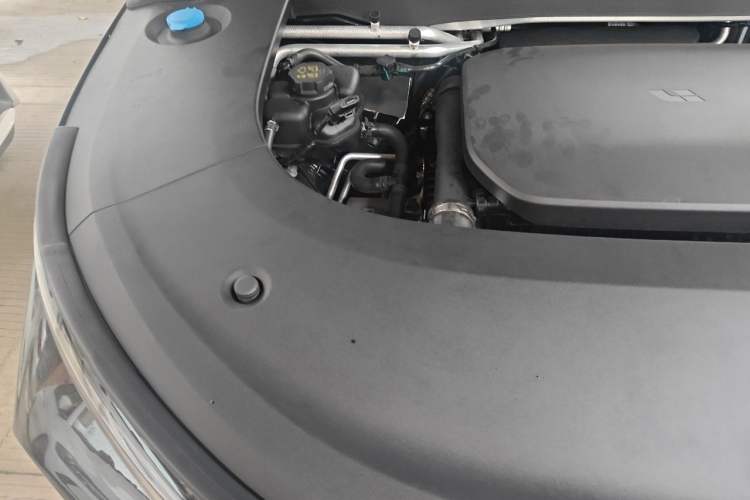 Used Li Auto L6 2025 Max Smart Refresh Edition Engine Bay Right