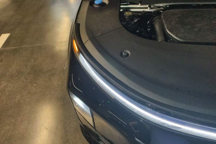 Used Li Auto L6 2025 Max Smart Refresh Edition Engine Bay Right
