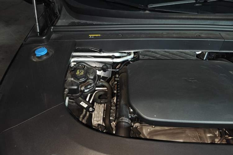 Used Li Auto L6 2025 Pro Smart Refresh Edition Engine Bay Right