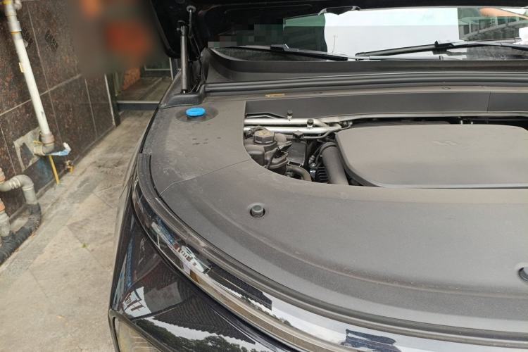 Used Li Auto L6 2025 Pro Smart Refresh Edition Engine Bay Right