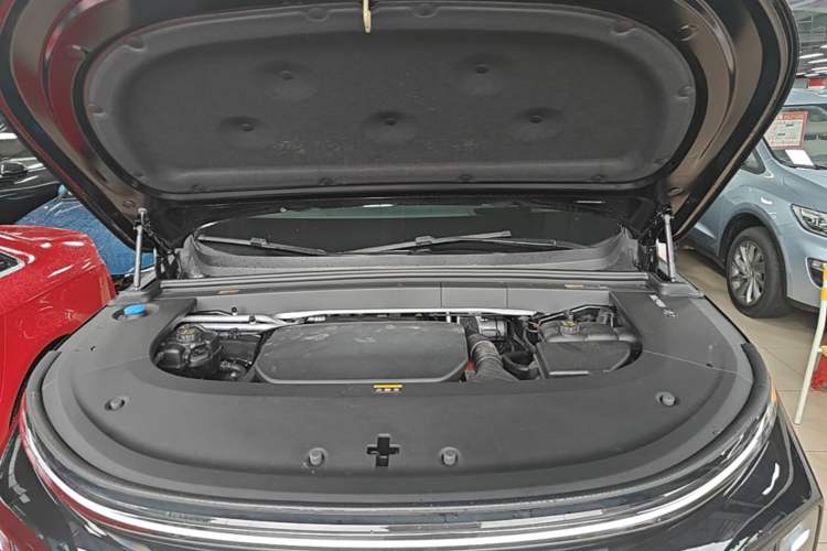 Used Li Auto L6 2025 Max Smart Refresh Edition Engine Bay