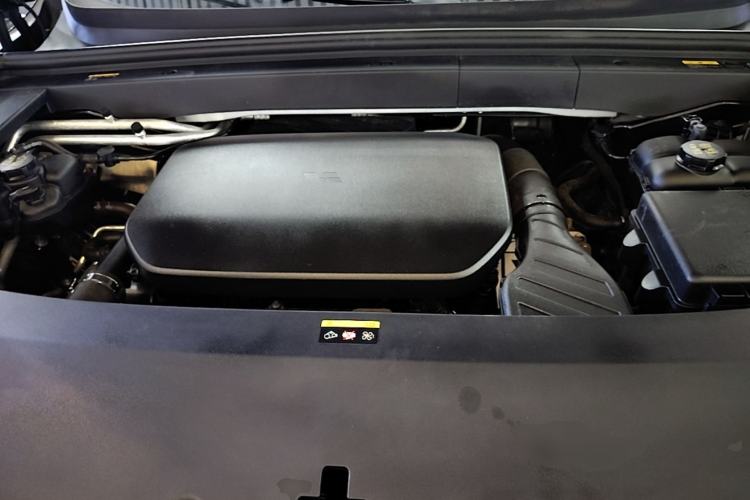 Used Li Auto L6 2025 Pro Smart Refresh Edition Engine Bay