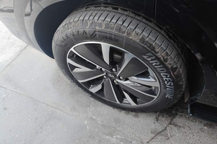 Used Li Auto L6 2025 Pro Smart Refresh Edition Exterior 3