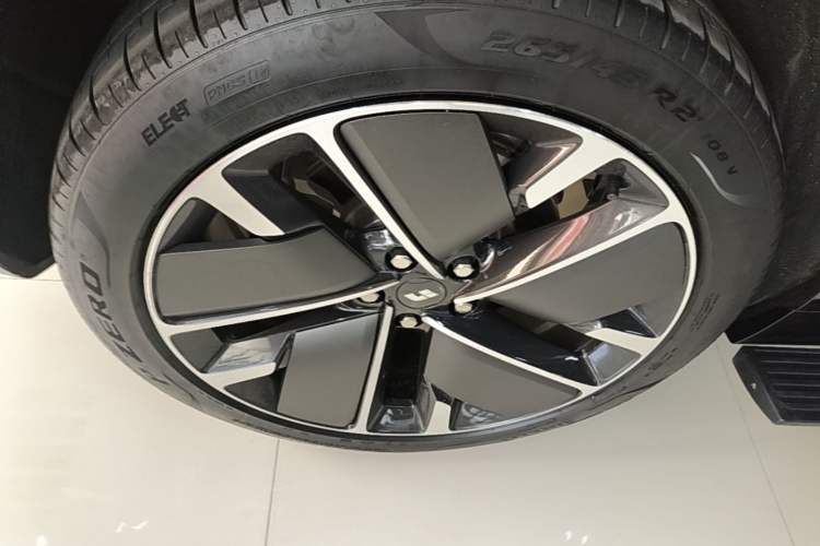 Used Li Auto L6 2025 Pro Smart Refresh Edition Exterior 5
