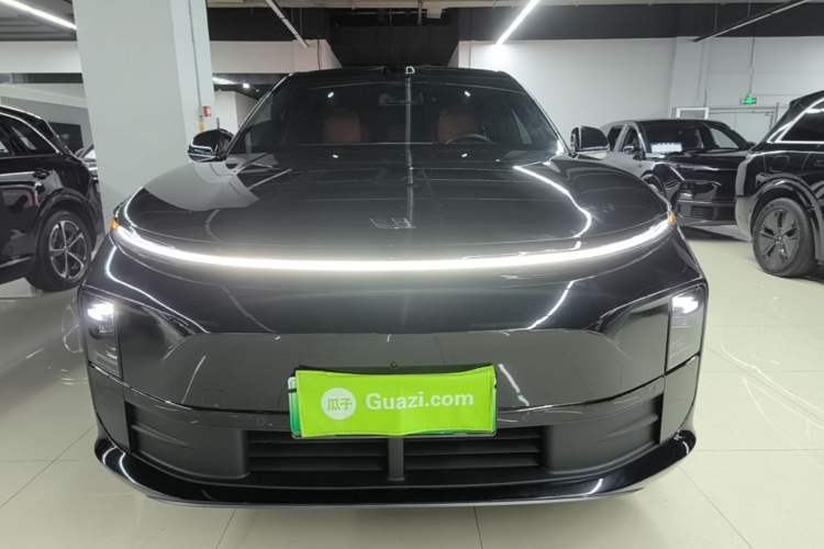 Used Li Auto L6 2025 Pro Smart Refresh Edition Front