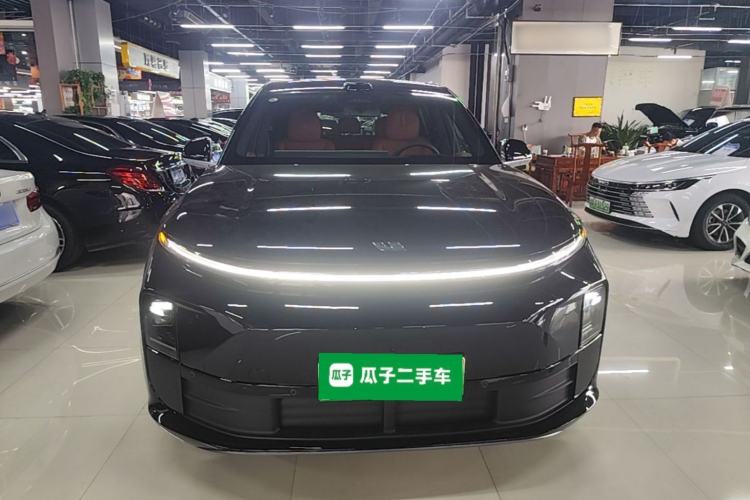 Used Li Auto L6 2025 Pro Smart Refresh Edition Front