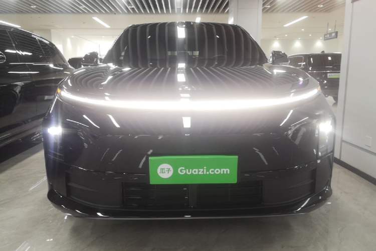 Used Li Auto L6 2025 Pro Smart Refresh Edition Front