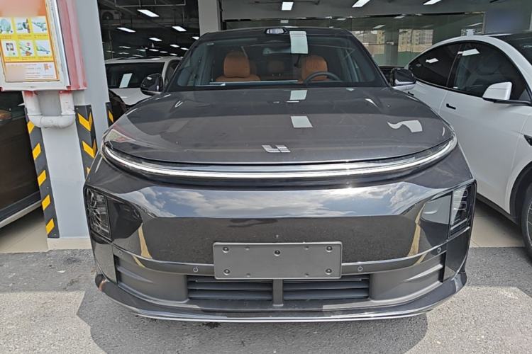 Used Li Auto L6 2025 Pro Smart Refresh Edition Front