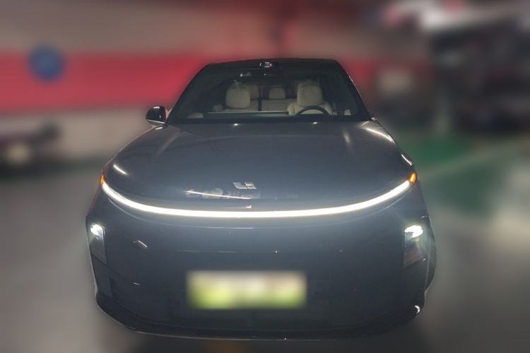 Used Li Auto L6 2025 Pro Smart Refresh Edition Front