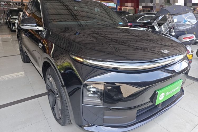 Used Li Auto L6 2025 Max Smart Refresh Edition Front Right 45 Deg