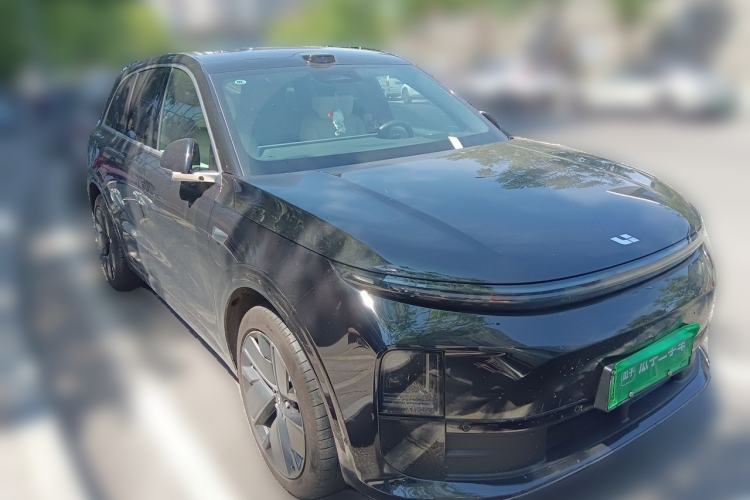 Used Li Auto L6 2025 Max Smart Refresh Edition Front Right 45 Deg
