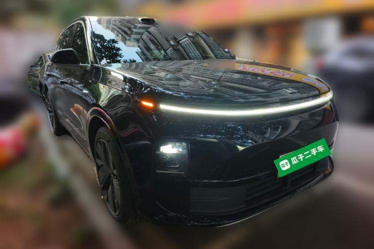 Used Li Auto L6 2025 Max Smart Refresh Edition Front Right 45 Deg
