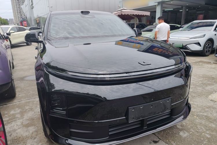 Used Li Auto L6 2025 Max Smart Refresh Edition Front Right 45 Deg