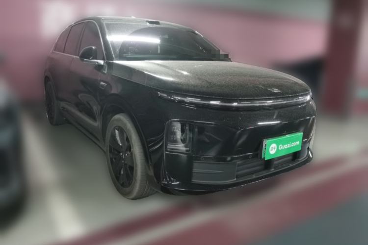 Used Li Auto L6 2025 Pro Smart Refresh Edition Front Right 45 Deg