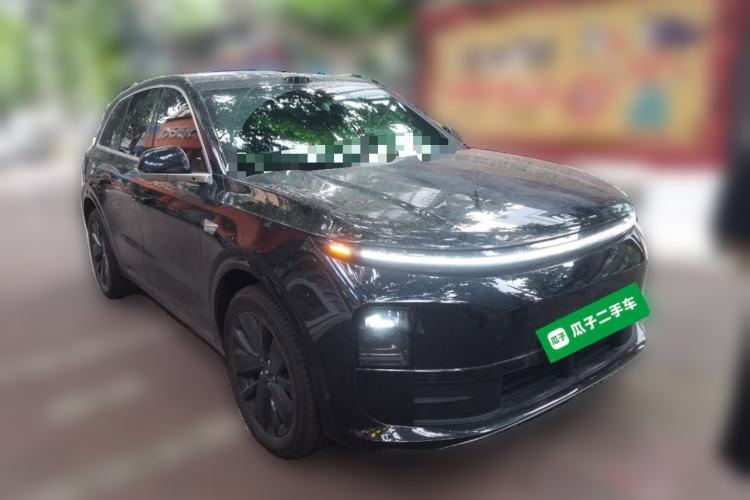 Used Li Auto L6 2025 Pro Smart Refresh Edition Front Right 45 Deg