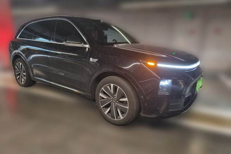 Used Li Auto L6 2025 Max Smart Refresh Edition Front Right 45 Deg