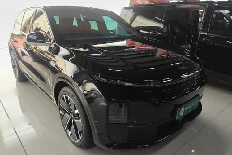 Used Li Auto L6 2025 Pro Smart Refresh Edition Front Right 45 Deg