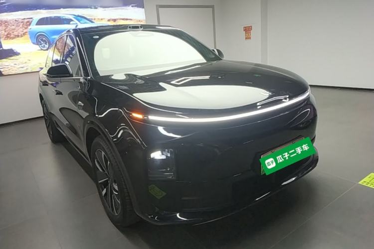 Used Li Auto L6 2025 Pro Smart Refresh Edition Front Right 45 Deg