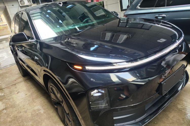 Used Li Auto L6 2025 Max Smart Refresh Edition Front Right 45 Deg