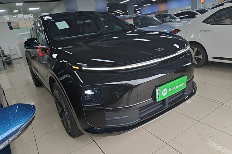 Used Li Auto L6 2025 Max Smart Refresh Edition Front Right 45 Deg