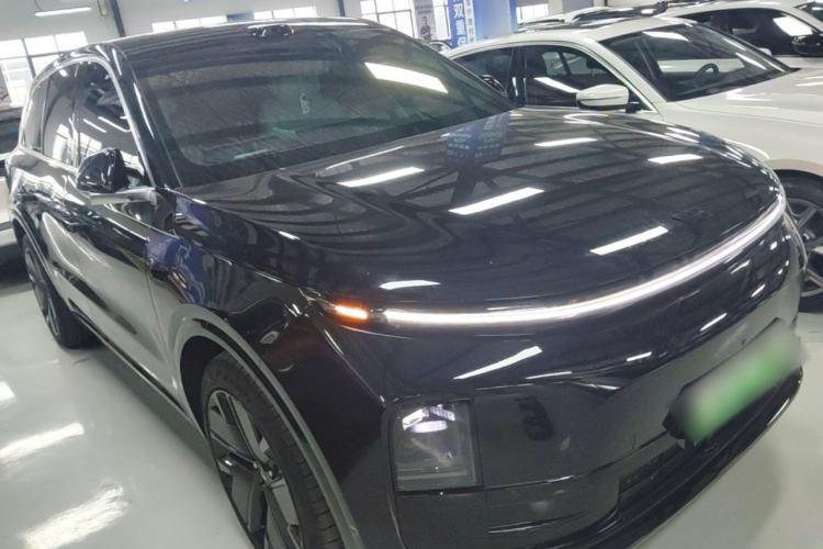 Used Li Auto L6 2025 Max Smart Refresh Edition Front Right 45 Deg