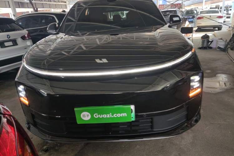 Used Li Auto L6 2025 Pro Smart Refresh Edition Front