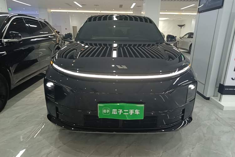 Used Li Auto L6 2025 Pro Smart Refresh Edition Front