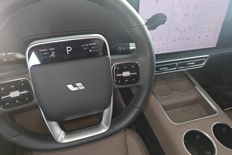 Used Li Auto L6 2025 Pro Smart Refresh Edition Gear Lever